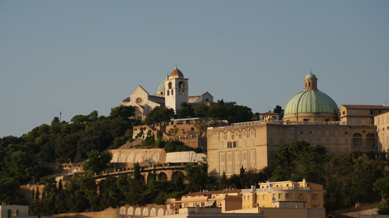 Regione Marche, bando a sostegno delle produzioni audiovisive 2023