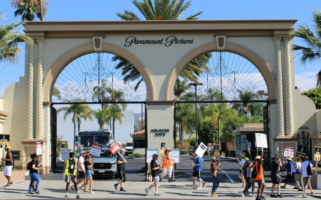 Paramount-Warner Bros. Discovery: la fusione da 110,9 miliardi resta bloccata.